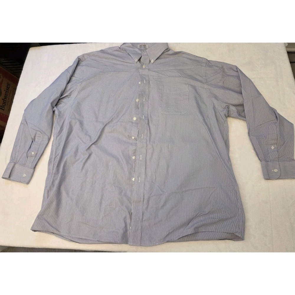 088 Roundtree & Yorke Men's Tailored Wrinkle Resistant Blue/White Stripe 18/2-37